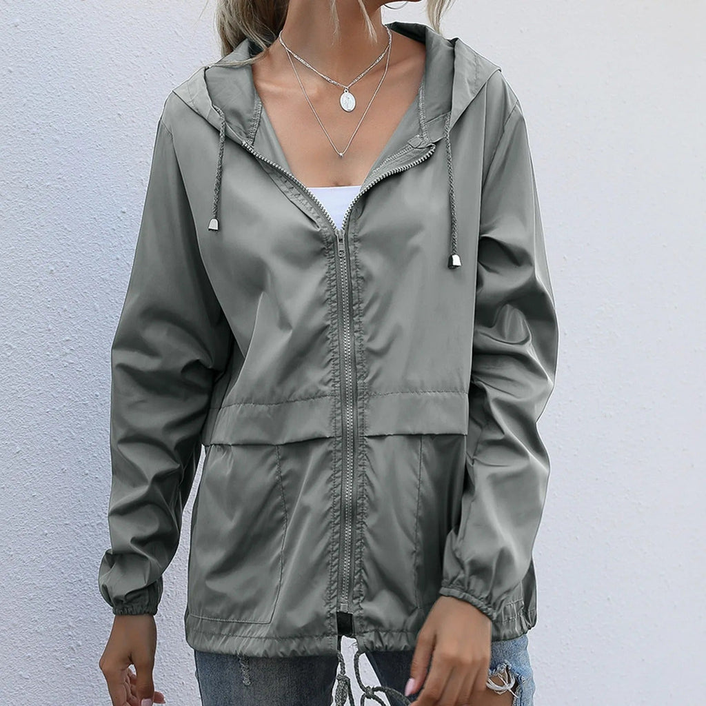 GR | Lightweight windbreaker with hood