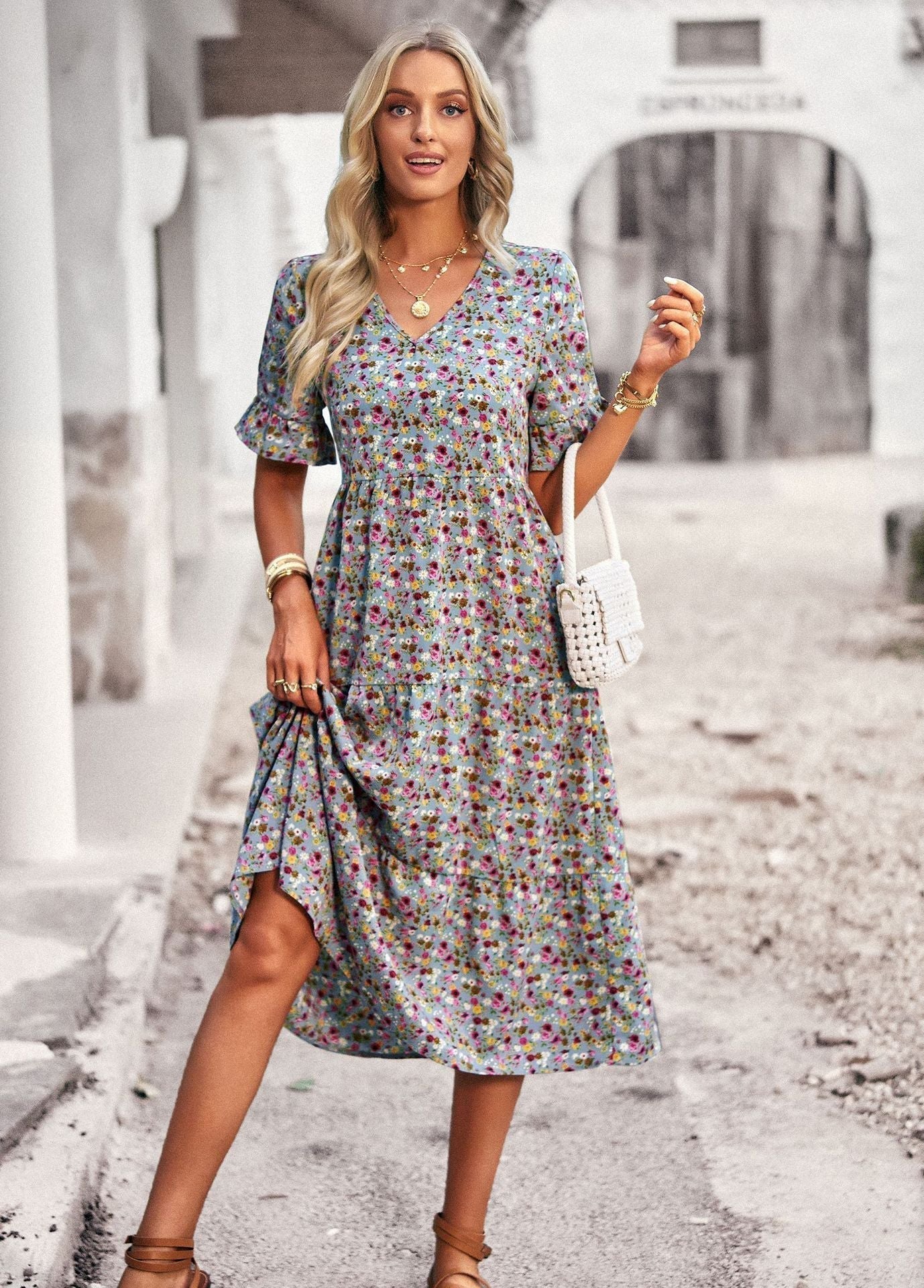 GR | Elegant V-neck dress for women