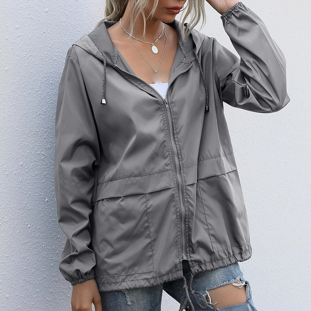 GR | Lightweight windbreaker with hood
