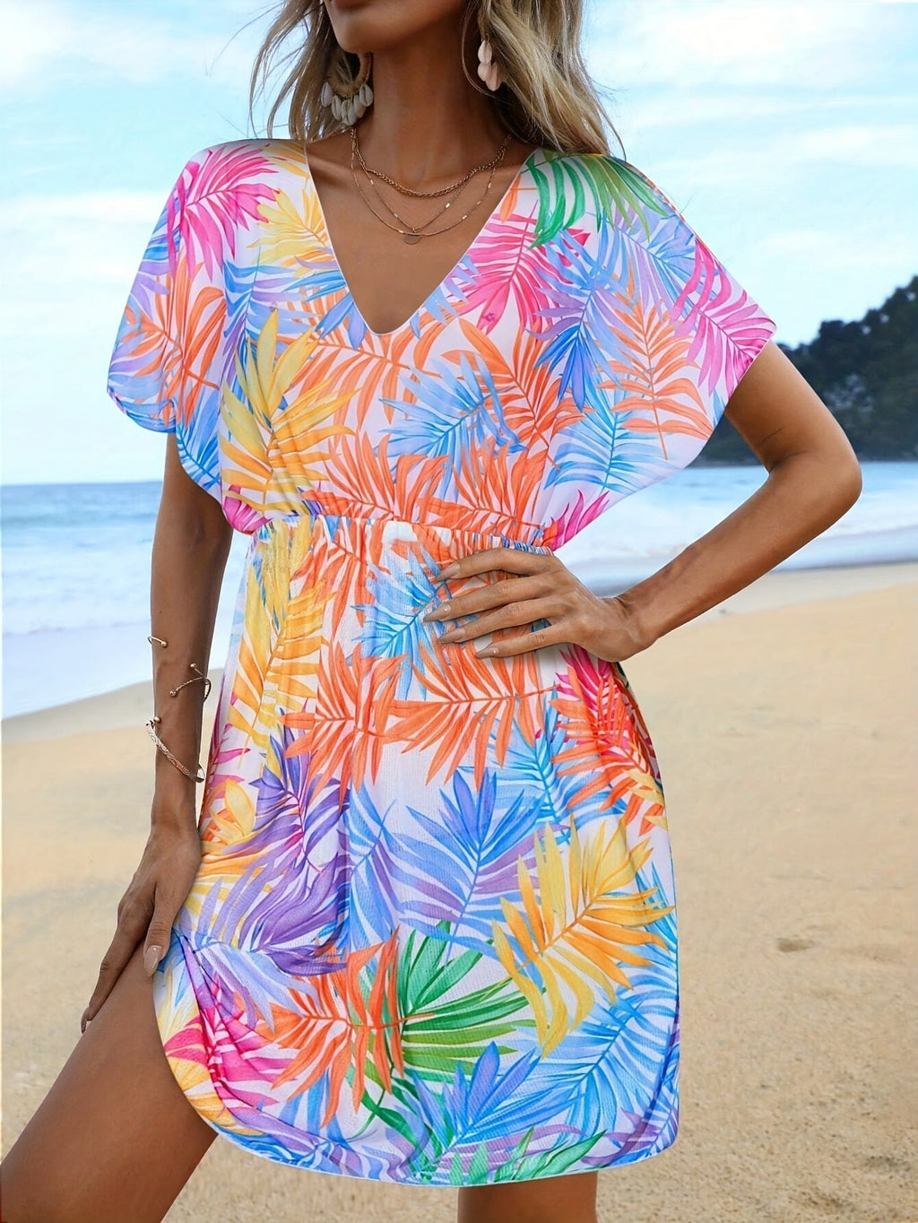 GR | Bohemian beach dress with porcelain mini print and V-neck