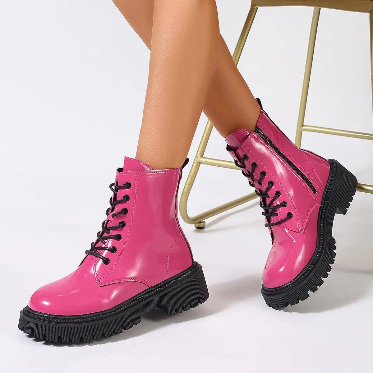 GR | Women's boots in shiny leather with zipper