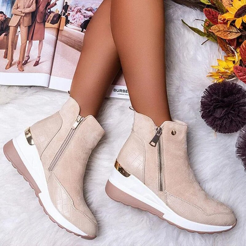 GR | Elegant ankle boots for women