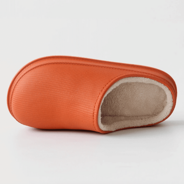 GR | The most popular slippers for indoors and outdoors