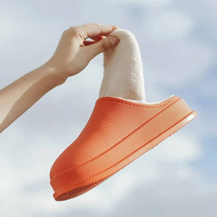 GR | Popular slippers - Comfort & Style