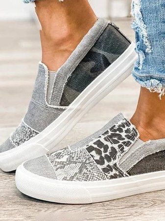 GR | Trendy cabin shoes