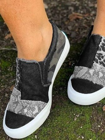 GR | Trendy cabin shoes