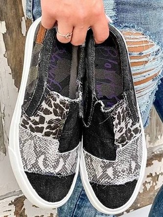 GR | Trendy cabin shoes
