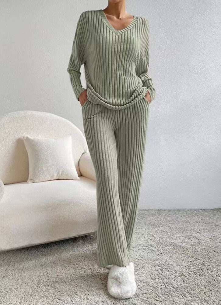 GR | Kuscheliges Strickset für Damen