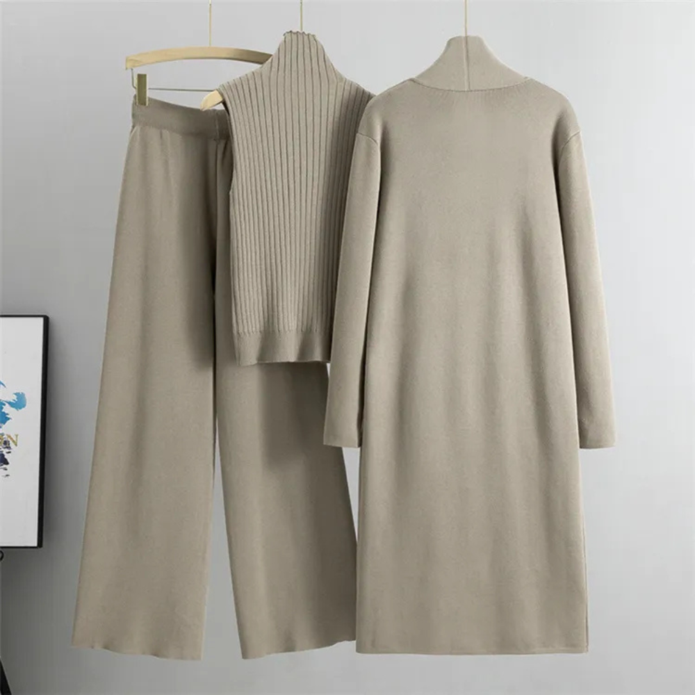 GR | 3-Piece Ensemble for Women