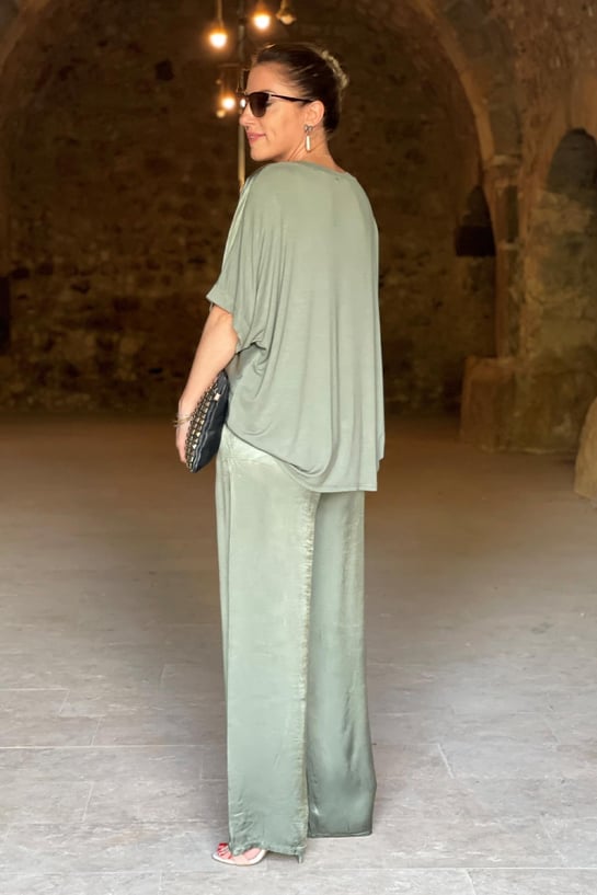 GR | V-neck 2-piece set