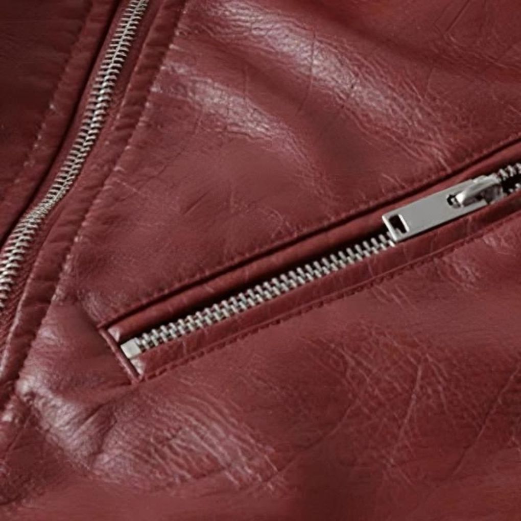 GR | Elegant leather jacket: Modern Woman 2024