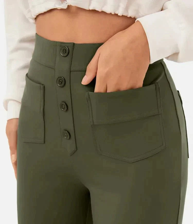 Hoch geschnittene, elastische Freizeithose