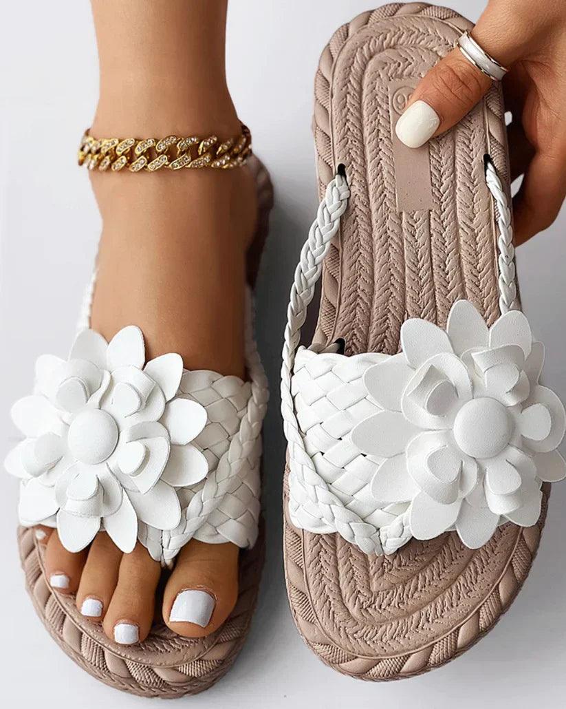 GR | Women's slippers with floral design