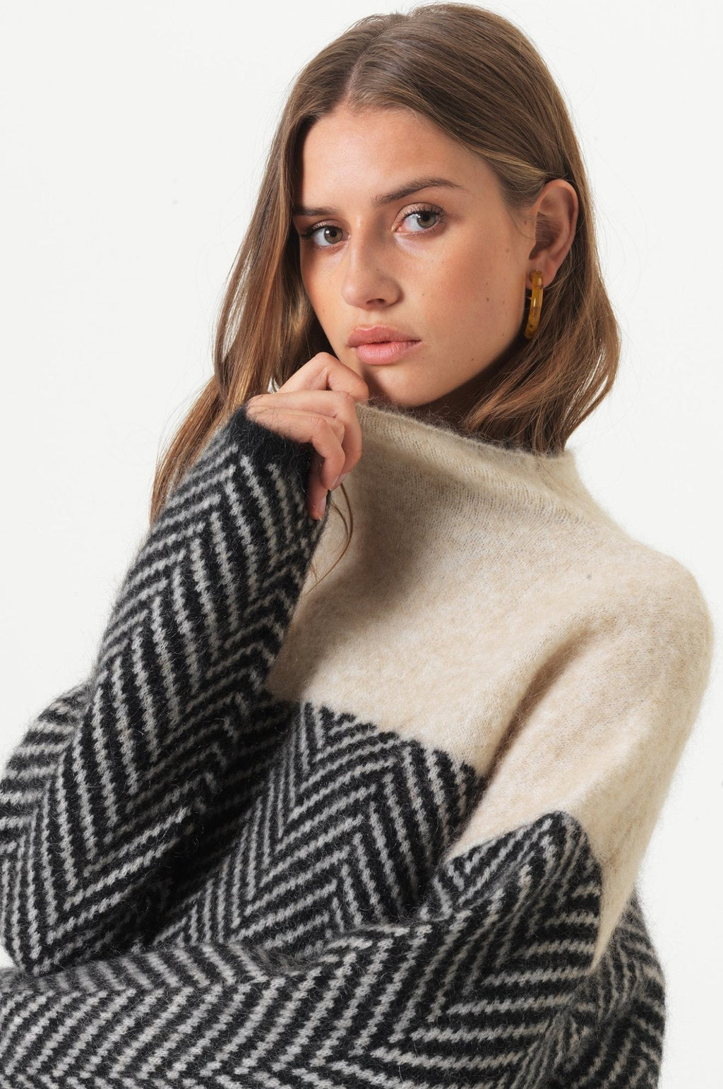 GR | Damen Rollkragenpullover mit Zweifarbdesign