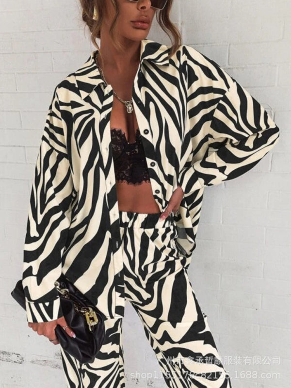 GR | Printed long-sleeved button-up shirt & trousers set