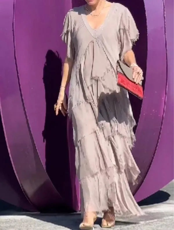 GR | Elegant long dress for festive occasions