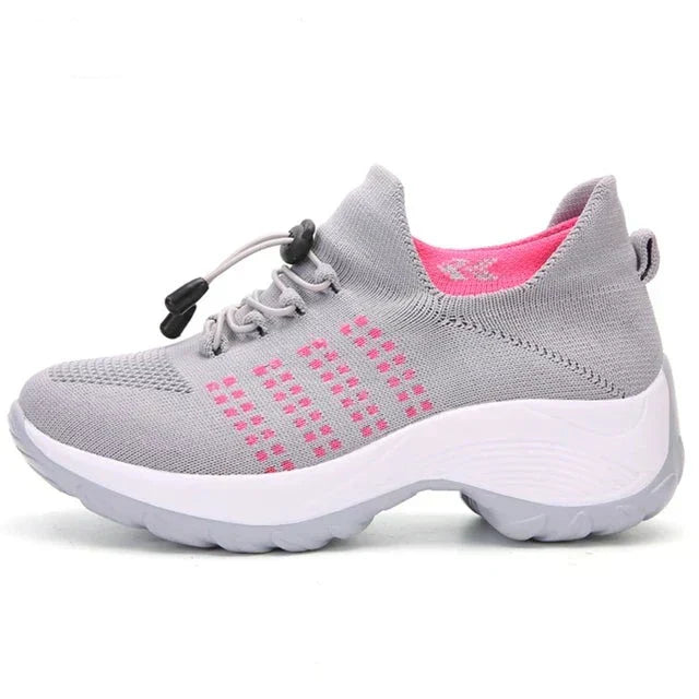 GR | Pain-relieving sneakers