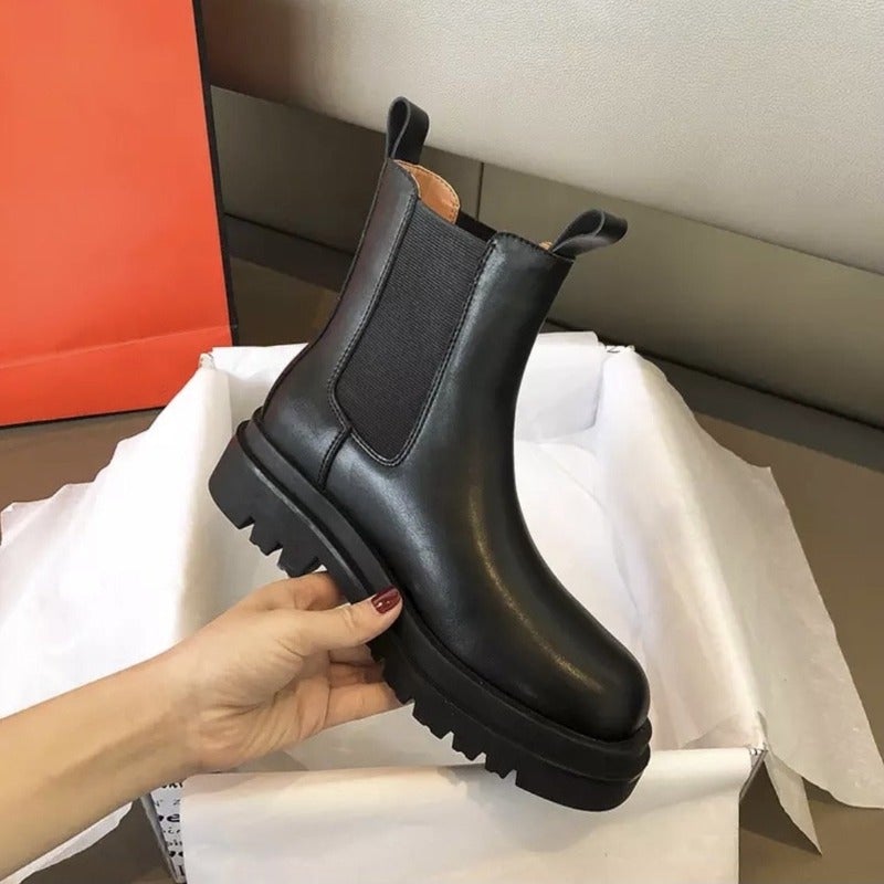 GR | Designer Chelsea boots