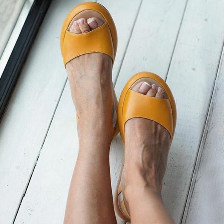 GR | Comfortable flat sandals with open toe and non-slip sole