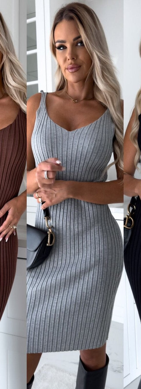 GR | Two-Piece Set (Dress + Sweater) – Stylish and Comfortable