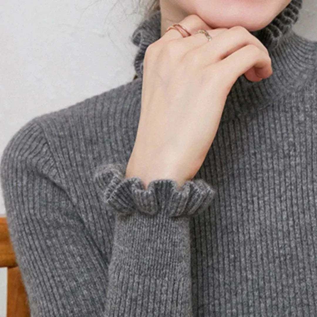 GR | Women's knitted sweater with collar