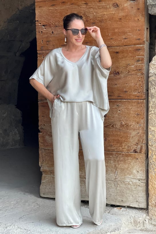 GR | V-neck 2-piece set