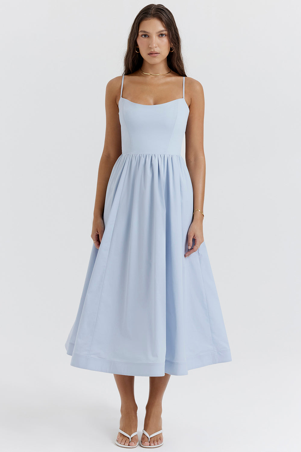 Elegant women's dress for special occasions