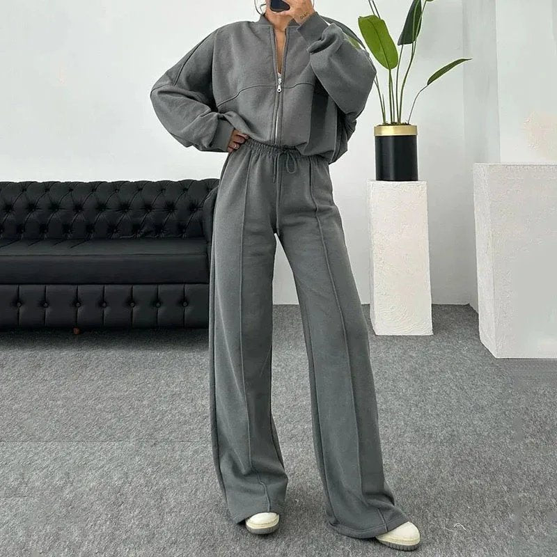 GR | COMFORTABLE TRACKSUIT