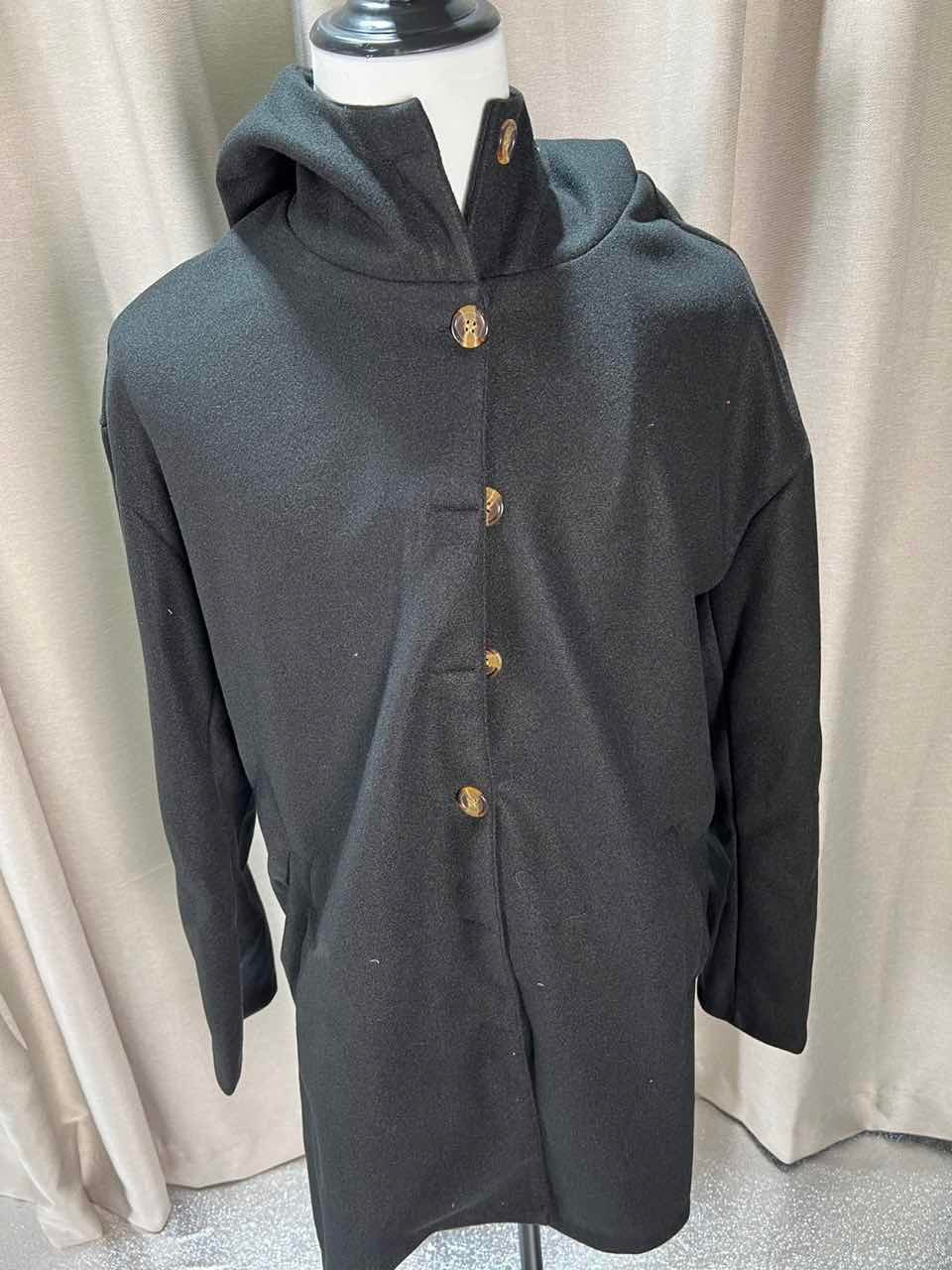 GR Amsterdam | Elegant fashion coat for women (latest collection)