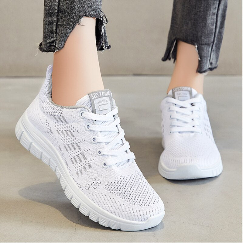 GR | Comfortable, fashionable women's sports shoes