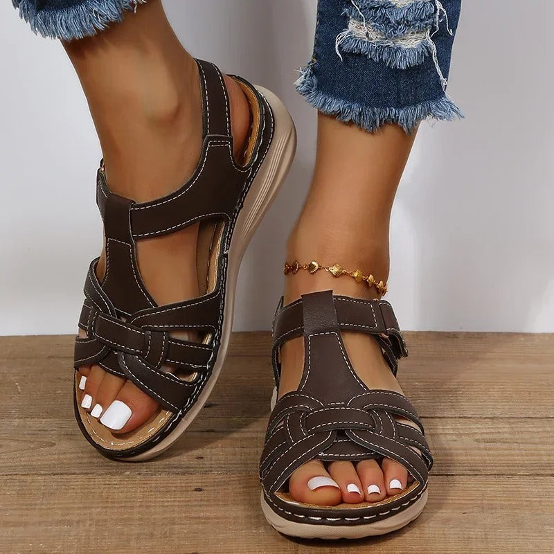 GR | Orthopedic sandals