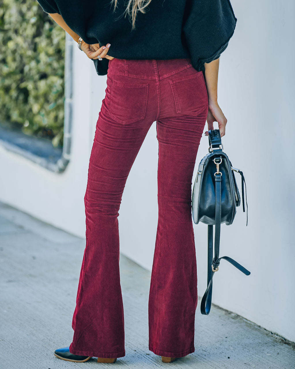 GR | Slim flared trousers for women