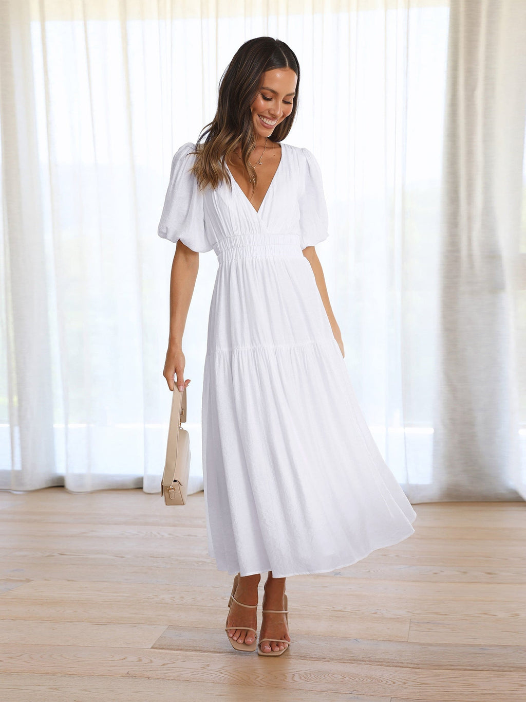 GR | Elegant dress with puff sleeves