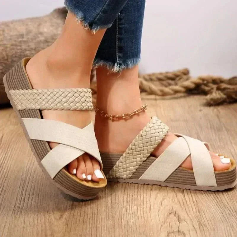 GR | Orthopedic sandals