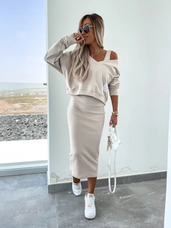 GR | Stylish off-shoulder crop top and midi skirt set
