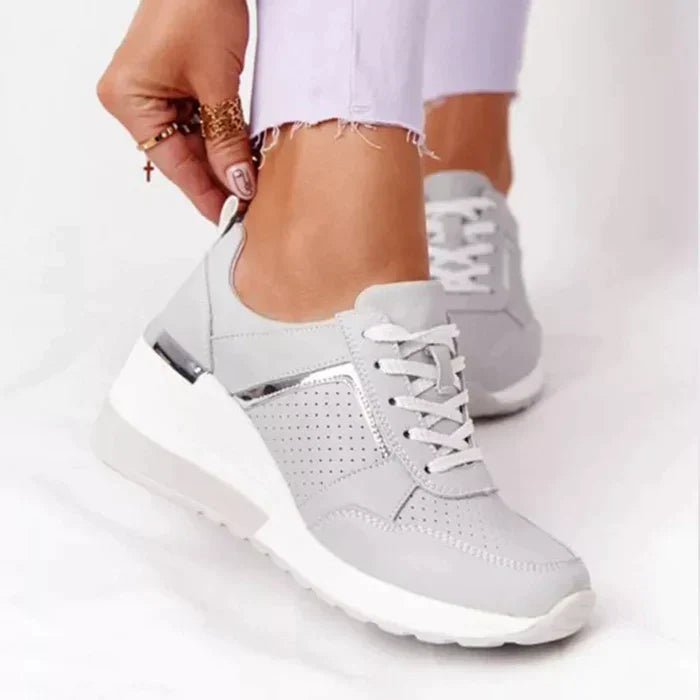 GR - Ergonomic and comfortable women's sneakers