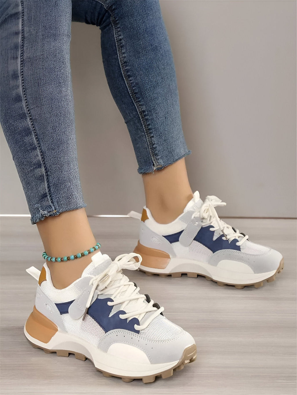 GR | French Orthopedic Sneakers