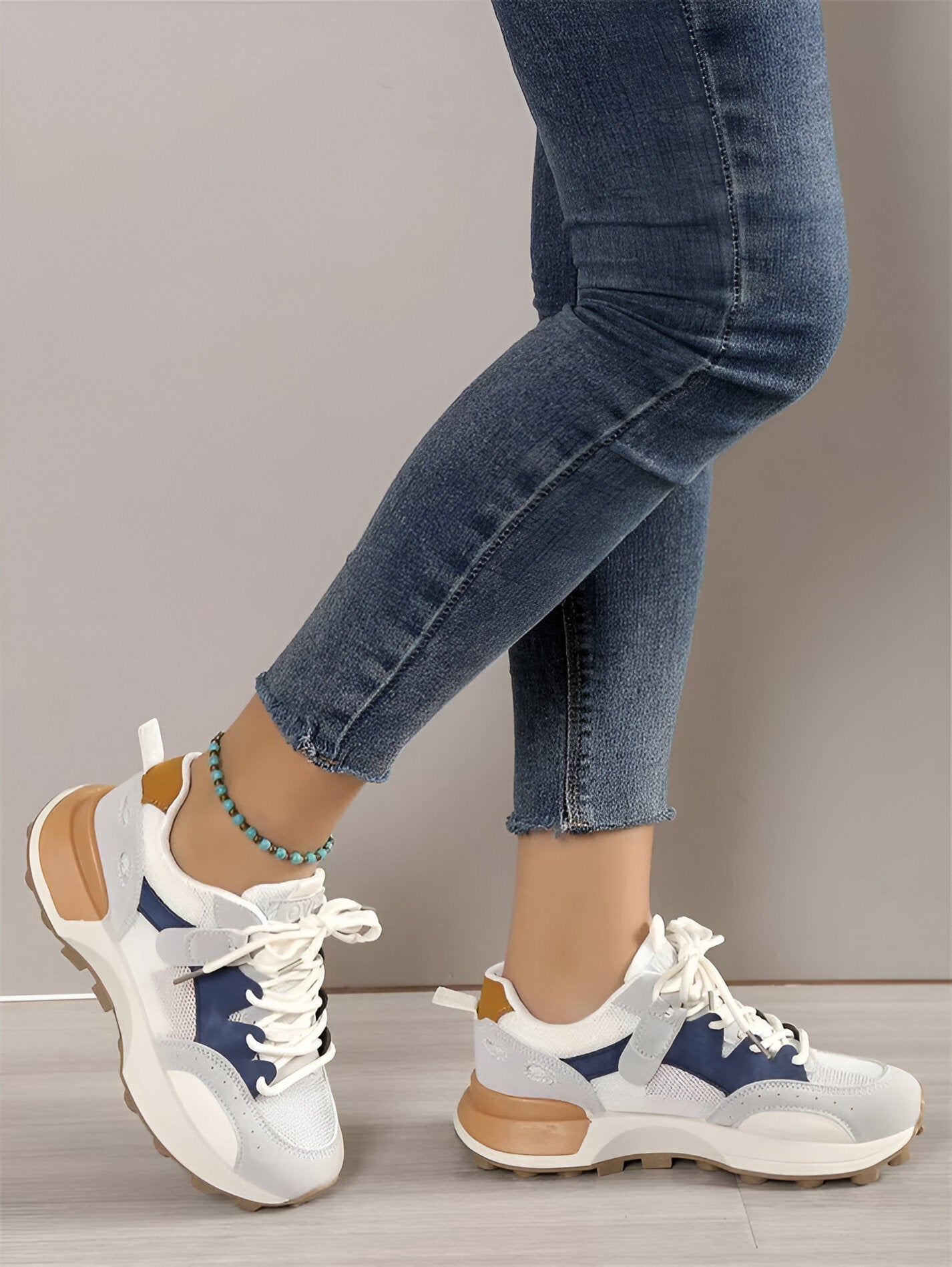 GR | French Orthopedic Sneakers