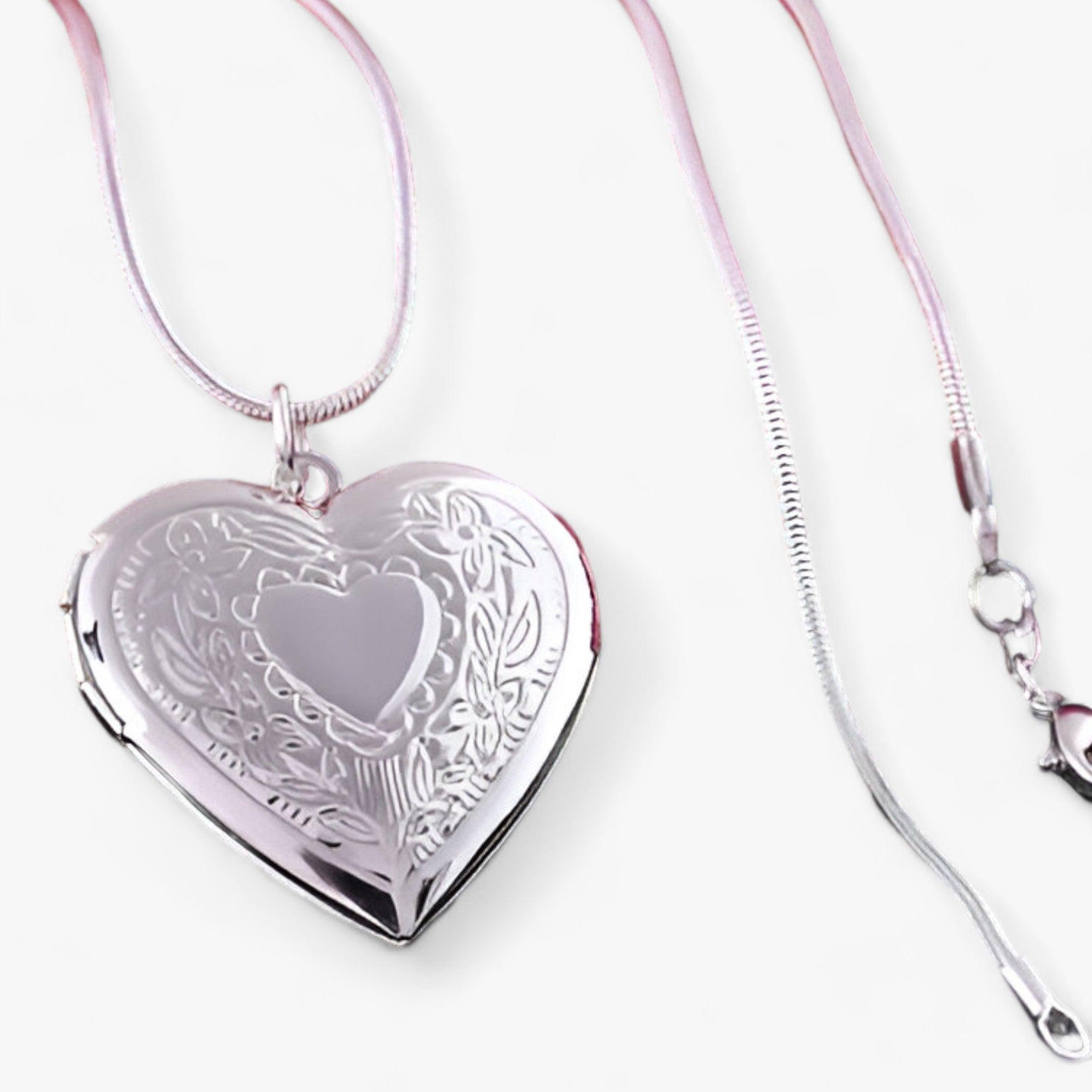 GR | Heart Photo Necklace in Silver