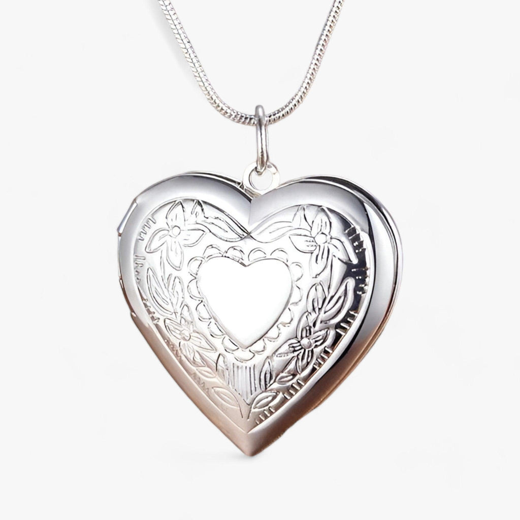 GR | Heart Photo Necklace in Silver