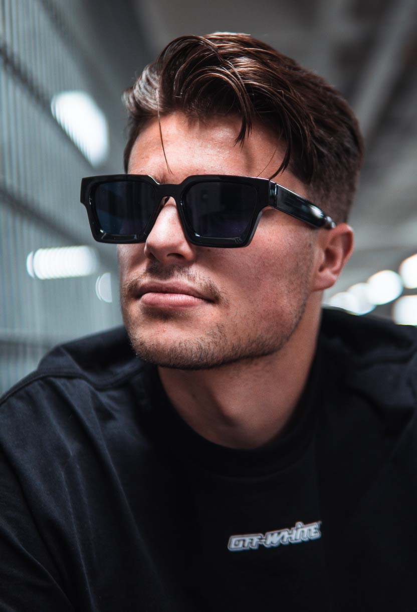 GR | Summer 2024 Chic: Stylish sunglasses with 100% UV protection