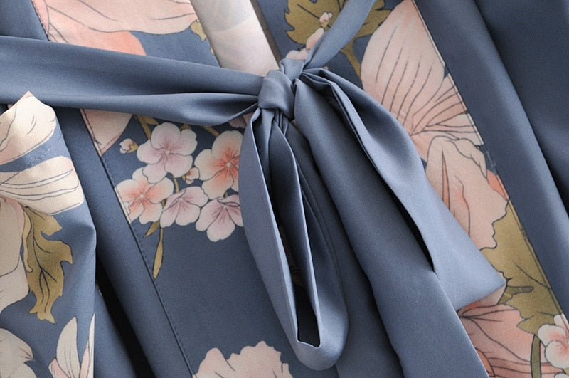 GR | Long kimono robe with batwing sleeves