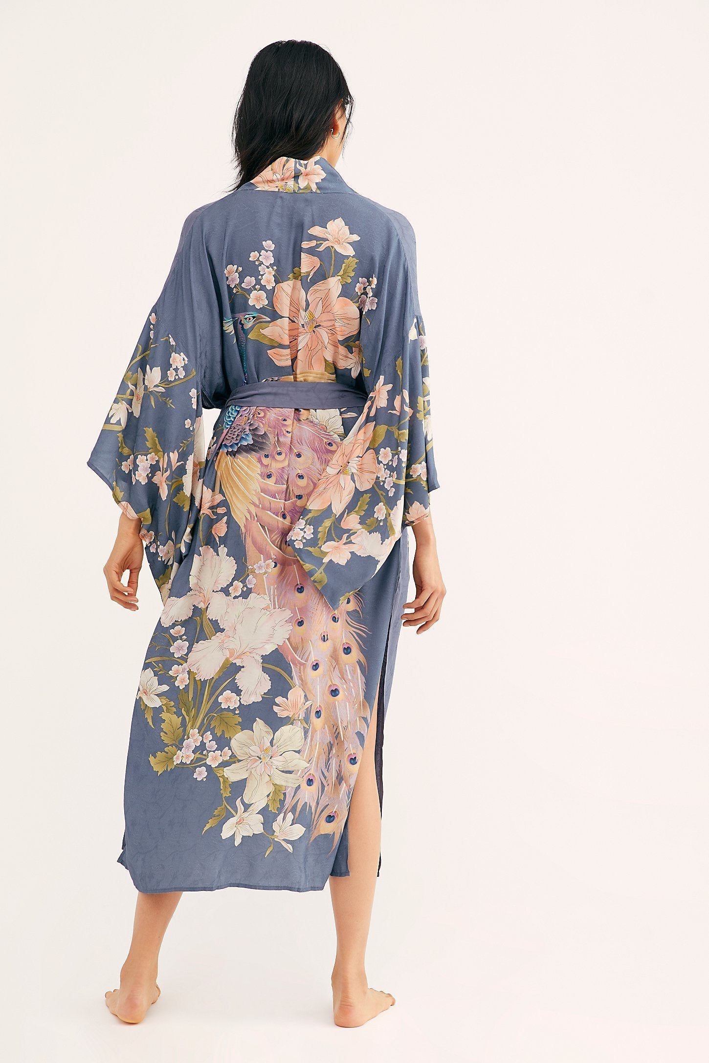GR | Long kimono robe with batwing sleeves