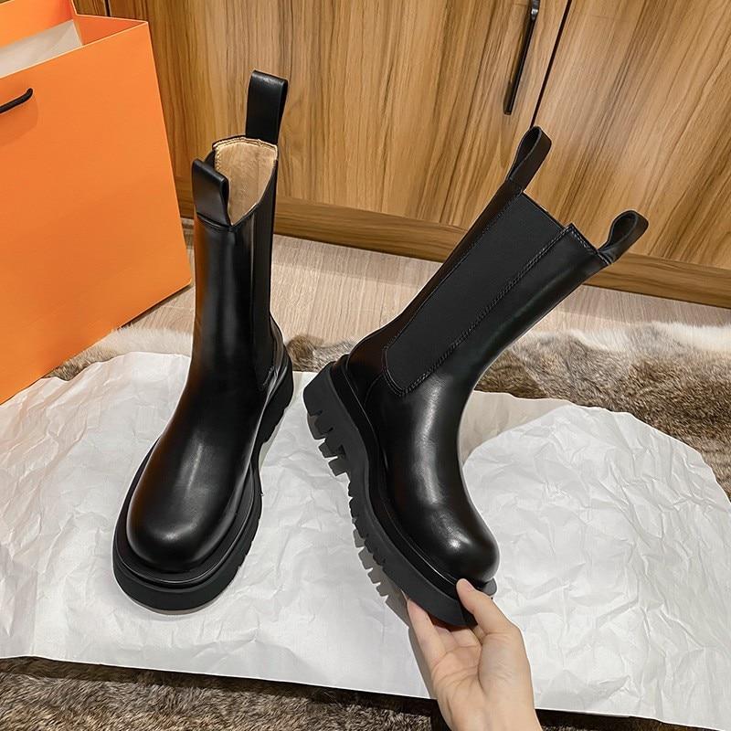 GR | Designer Chelsea boots