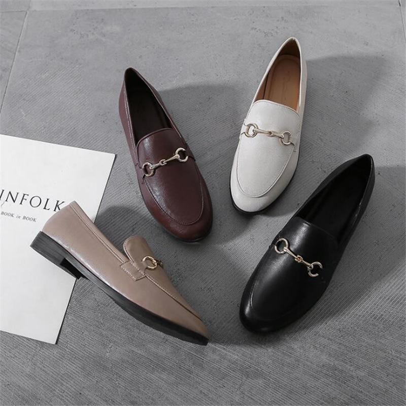 GR | Elegant designer slippers