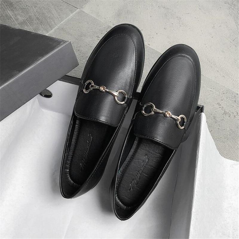 GR | Elegant designer slippers