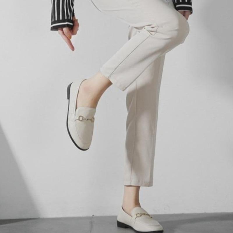 GR | Elegant designer slippers