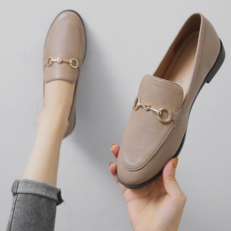 GR | Elegant designer slippers