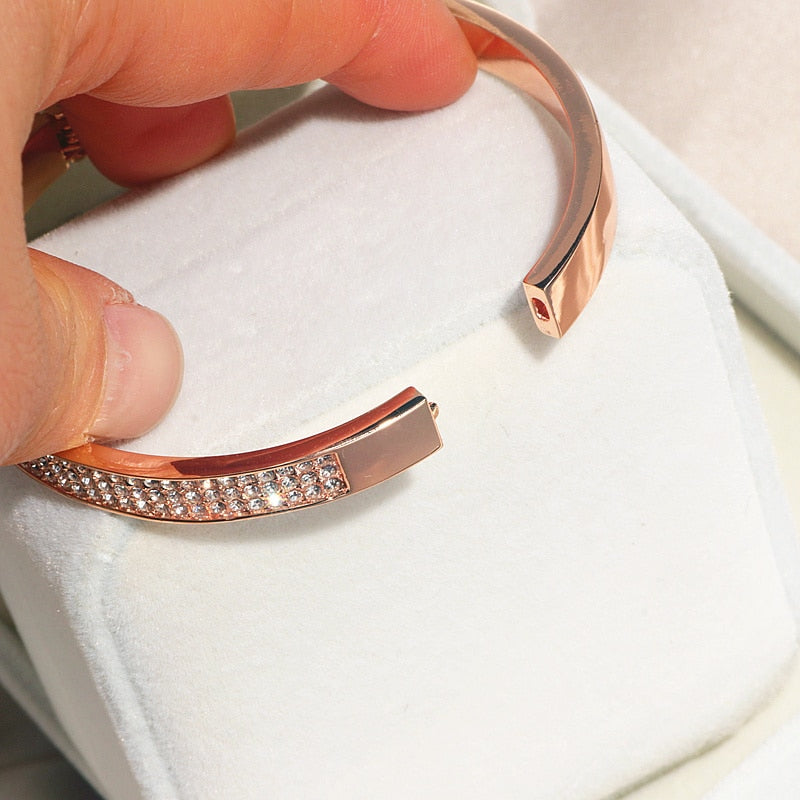 GR | Elegant crystal bracelet