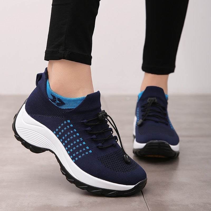 GR | Breathable Slip-on Sneakers with Adjustable Laces for Women